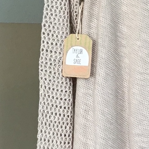 Taylor & Sage lightweight sweater - Picture 7 of 8